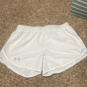 white under armour shorts